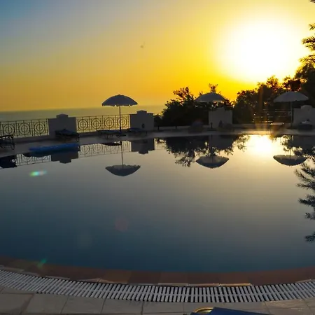 Maria With Pool - Agios Gordios Lejlighed